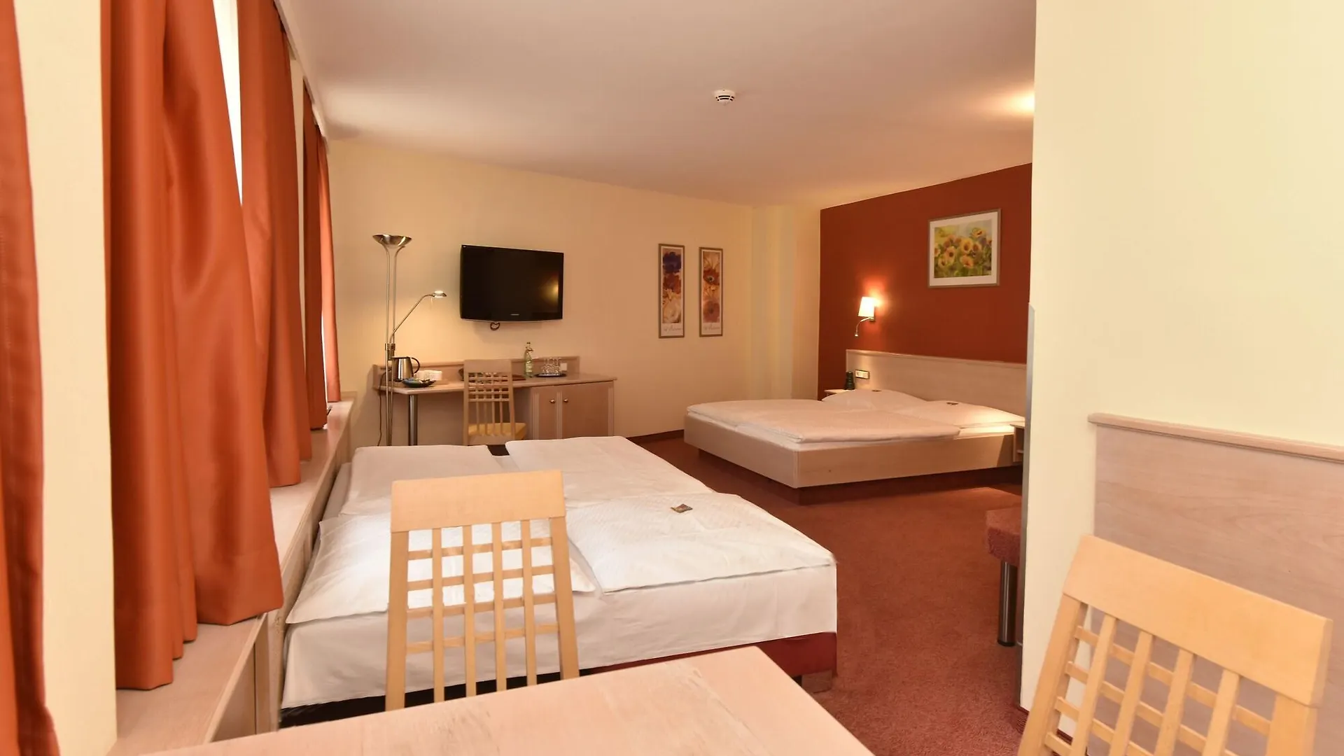 Hotel Adria Muenchen גרמניה