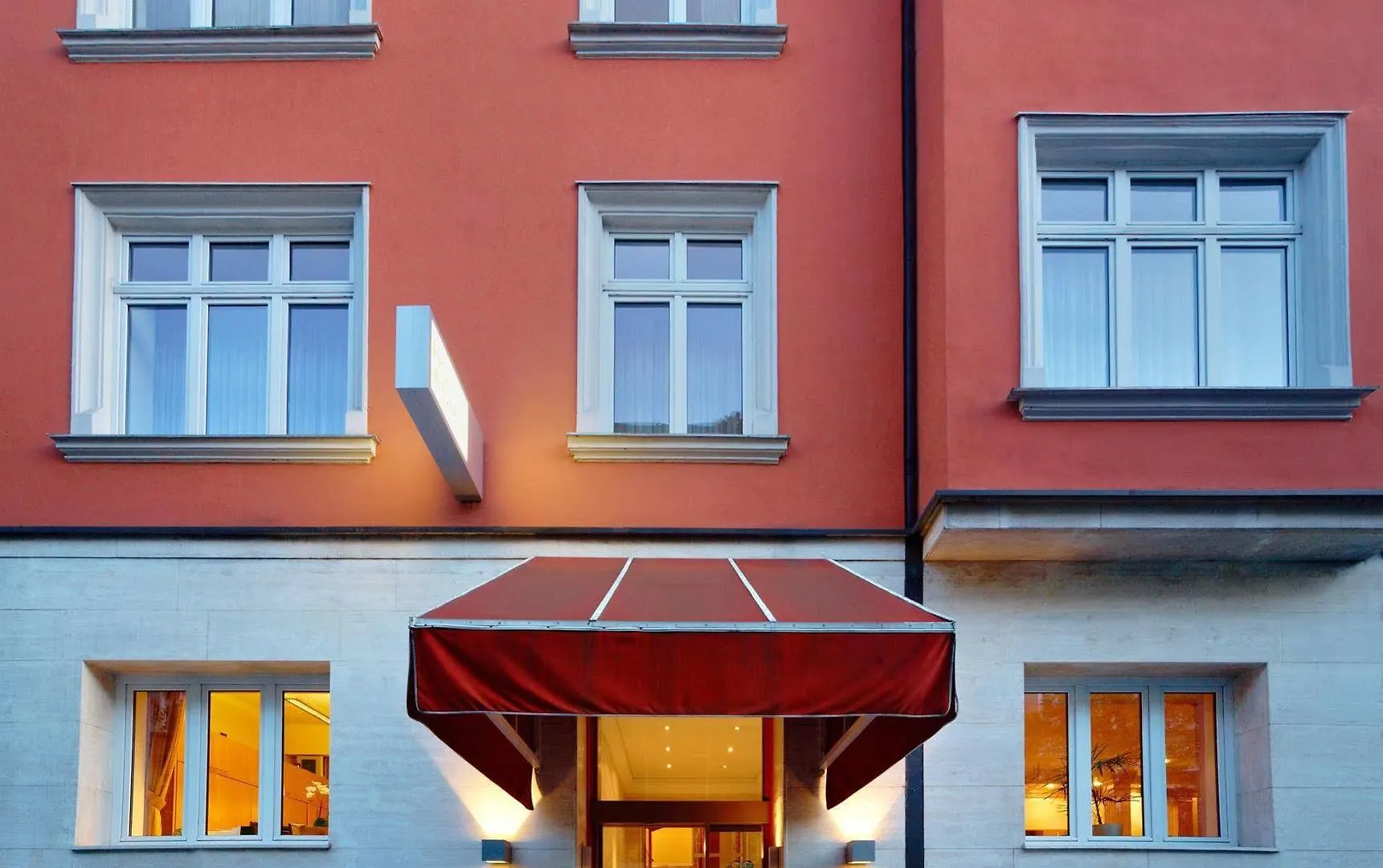 Hotel Adria Muenchen מינכן